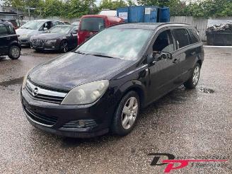 Coche siniestrado Opel Astra Astra H SW (L35), Combi, 2004 / 2010 1.6 16V Twinport 2005/10