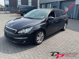 Salvage car Peugeot 308 308 SW (L4/L9/LC/LJ/LR), Combi 5-drs, 2014 / 2021 1.6 BlueHDi 120 2014/12