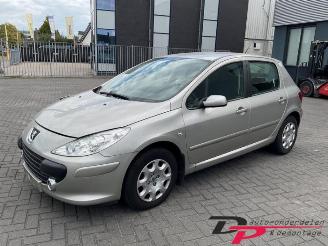 Uttjänta bilar auto Peugeot 307 307 (3A/C/D), Hatchback, 2000 / 2009 1.6 16V 2006/1