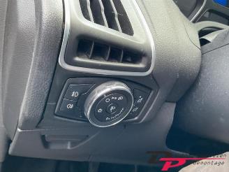 Ford Focus Focus 3 Wagon, Combi, 2010 / 2020 1.0 Ti-VCT EcoBoost 12V 125 picture 16