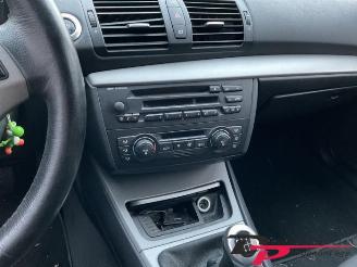 BMW 1-serie 1 serie (E87/87N), Hatchback 5-drs, 2003 / 2012 116i 1.6 16V picture 21