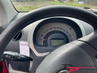 Daihatsu Sirion Sirion 2 (M3), Hatchback, 2005 1.0 12V DVVT picture 10