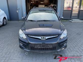 Hyundai I-30 i30 Crosswagon (WWH), Combi, 2007 / 2012 1.4 CVVT 16V picture 11