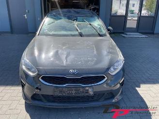 Kia Cee d Ceed (CDB5/CDBB), Hatchback 5-drs, 2018 1.0i T-GDi 12V picture 2
