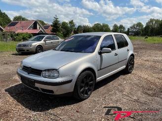 Salvage car Volkswagen Golf Golf IV (1J1), Hatchback, 1997 / 2005 2.0 1999/8