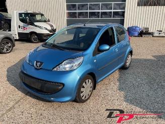 disassembly passenger cars Peugeot 107 107, Hatchback, 2005 / 2014 1.0 12V 2006/3