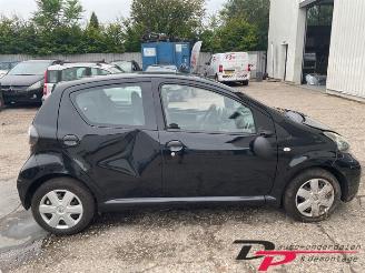 Toyota Aygo Aygo (B10), Hatchback, 2005 / 2014 1.0 12V VVT-i picture 4