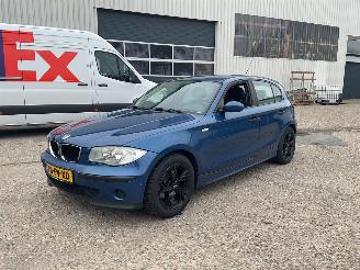 Unfallwagen BMW 1-serie 116I 2005/1