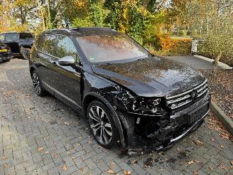 Volkswagen Tiguan Volkswagen Tiguan Allspace Highline 4Motion PANO HUD Trekhaak VOL picture 20