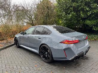 BMW M5 BMW M5 Limousine Panorama AHK HUD 720pk Ambiance START en RIJD VOL picture 3