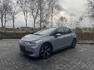 Avarii autoturisme Volkswagen ID.3 Volkswagen ID.3 Pro Performance 150 kW Camera Nardogrey ACC 2024/4