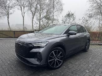 uszkodzony samochody osobowe Audi Q4 Audi Q4 e-tron 45 e-tron Quattro HUD S-Line Trekhaak Leer VOL 2025/1