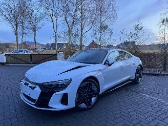 uszkodzony samochody osobowe Audi E-tron Audi E-tron GT Quattro Panorama Leder Camera HUD VOL! 2021/11
