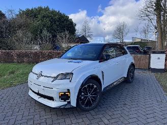 Schadeauto Renault 5 Renault R5 E-Tech Electric 150 Comfort Range Iconic Five 2025/5