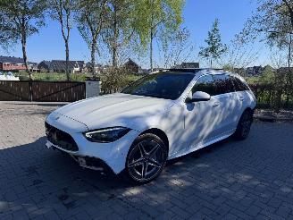 Schadeauto Mercedes C-klasse C 300 C T-Modell C 300 T e PANORAMA Ambiance 360 camera AHK VOL 2022/2