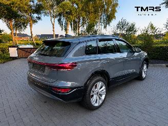 Coche accidentado Audi Q6 Audi Q6 e-tron performance 225 kW Passenger Display ! 2025/10