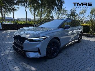Damaged car Volkswagen ID.7 ID.7 Tourer Pro 210 kW PANORAMA HUD Trekhaak 360view VOL! 2025/1
