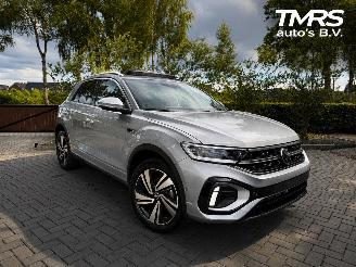 uszkodzony samochody osobowe Volkswagen T-Roc T-Roc R-Line 1.5 TSI DSG PANORAMA Trekhaak Camera VOL 2026/1
