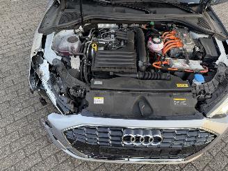 Audi A3 A3 Sportback 40 TFSI e S-Line PANORAMA Hybride ! picture 17