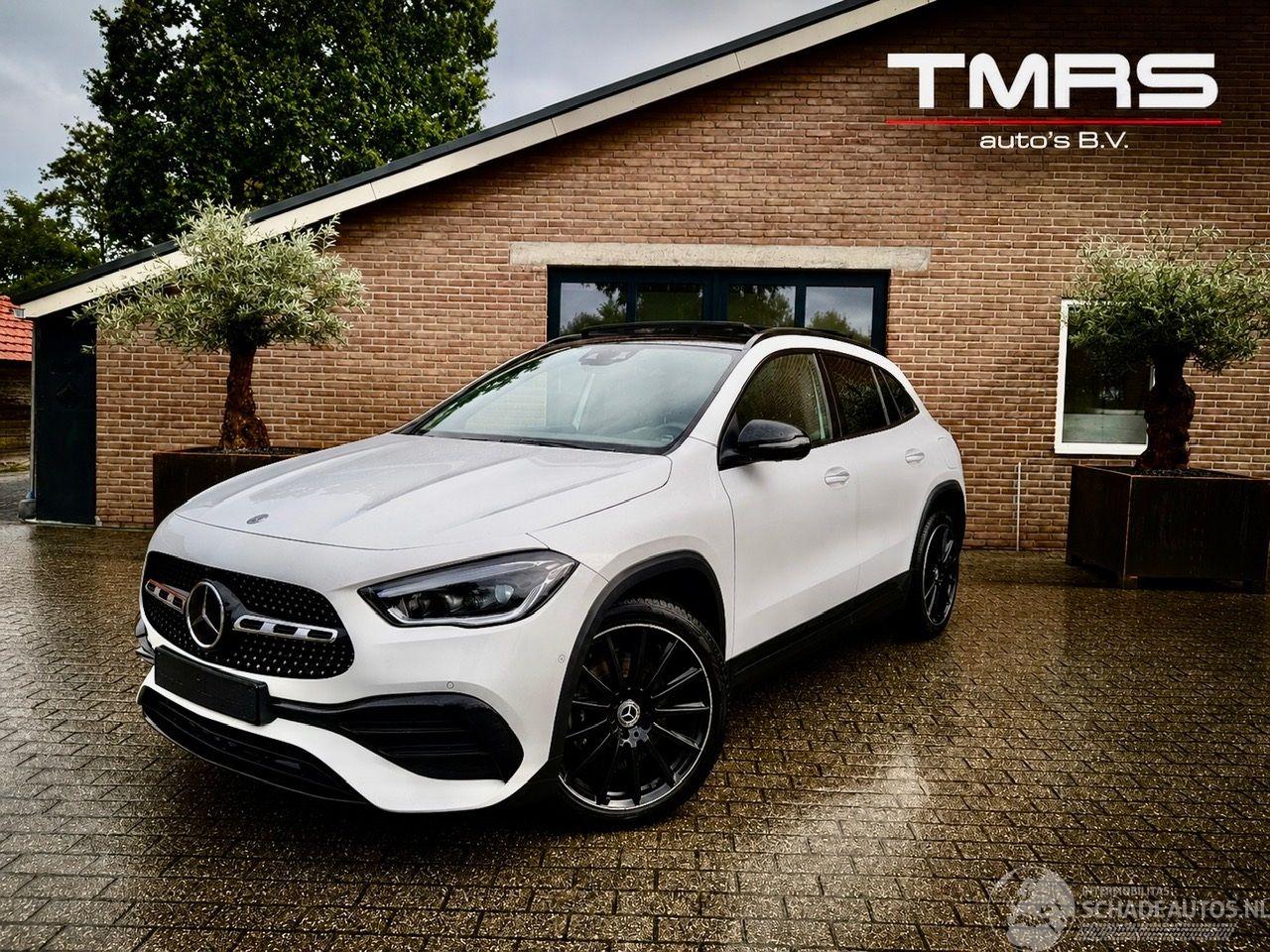 Mercedes GLA 
