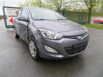 Coche accidentado Hyundai I-20  2014/10