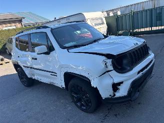 Vaurioauto  passenger cars Jeep Renegade 4X4 2021/2