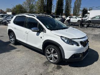 uszkodzony samochody osobowe Peugeot 2008  2017/11