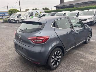 krockskadad bil auto Renault Clio  2022/1