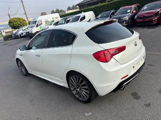 Unfallwagen Alfa Romeo Giulietta QUADRIFOGLIO 2011/1