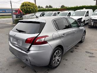 Peugeot 308  picture 4