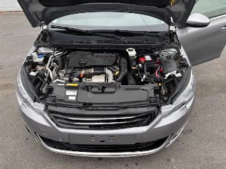 Peugeot 308  picture 9