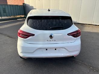 Renault Clio  picture 2