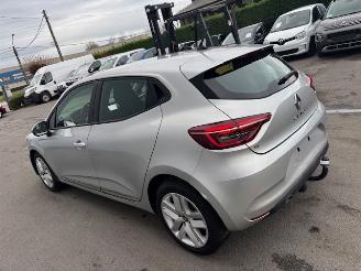 Schadeauto Renault Clio  2021/11