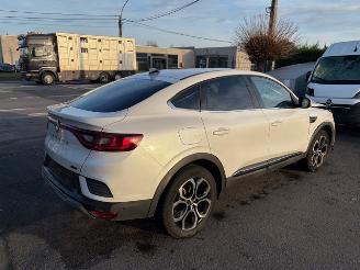 Unfallwagen Renault Arkana E-TECH 2023/4