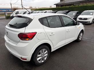 Dacia Sandero  picture 2