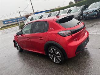 Peugeot 208 GT LINE picture 3