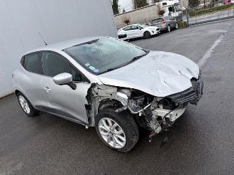 Renault Clio  picture 2