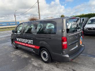 Voiture accidenté Opel Vivaro minibus 9 SEATS MAXI 2022/2