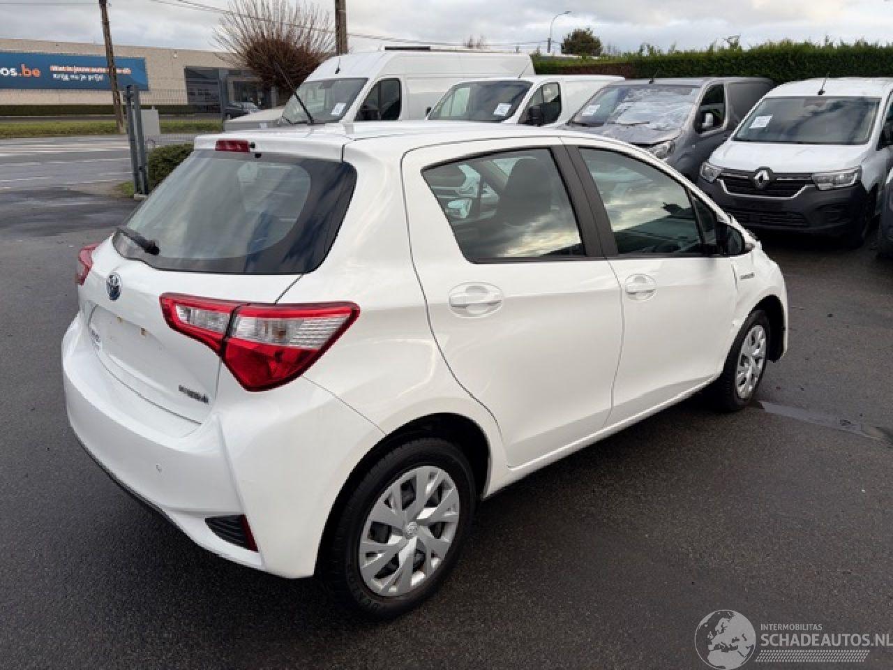 Toyota Yaris HYBRID AUTOMAAT