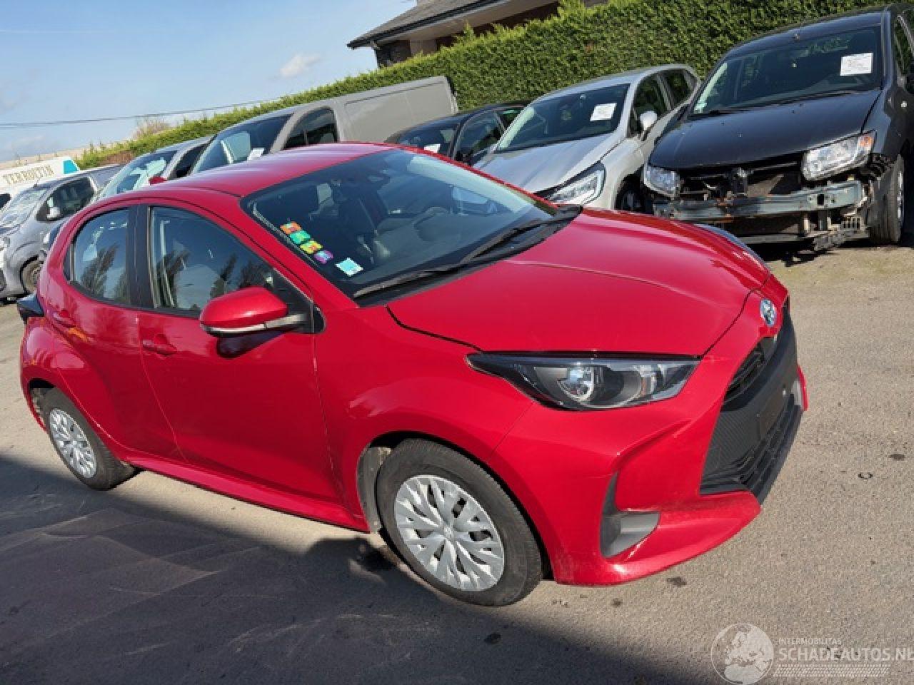 Toyota Yaris HYBRID AUTOMAAT