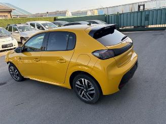 Peugeot 208 AUTOMAAT picture 5