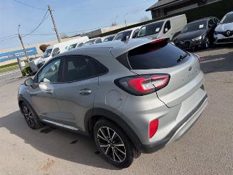 Vaurioauto  passenger cars Ford Puma ECOBOOST HYBRID 2020/5