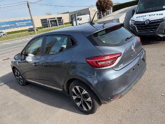 Avarii autoturisme Renault Clio E-TECH HYBRID AUTOMAAT 2020/12