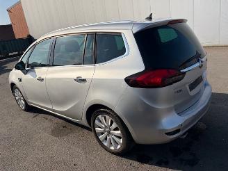 uszkodzony samochody osobowe Opel Zafira AUTOMAAT 7 SEATS 2012/2