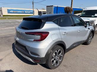 Schadeauto Renault Captur  2022/4