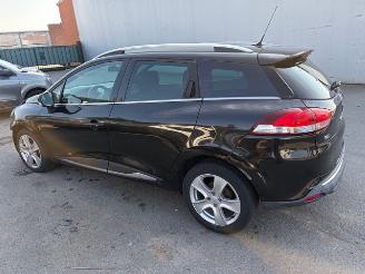 Vaurioauto  passenger cars Renault Clio  2015/2