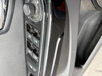 Renault Clio  picture 8