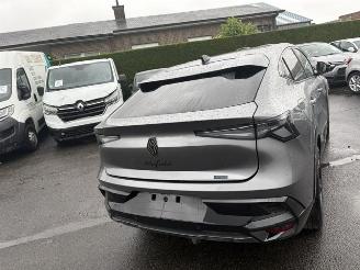 Renault  RAFALE ETECH PLUGIN HYBRID 4 CONTROL ALPINE 4X4 picture 2