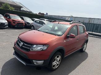 uszkodzony samochody osobowe Dacia Sandero STEPWAY 2015/12