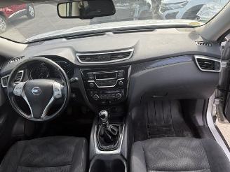 Nissan X-Trail 4X4 picture 6